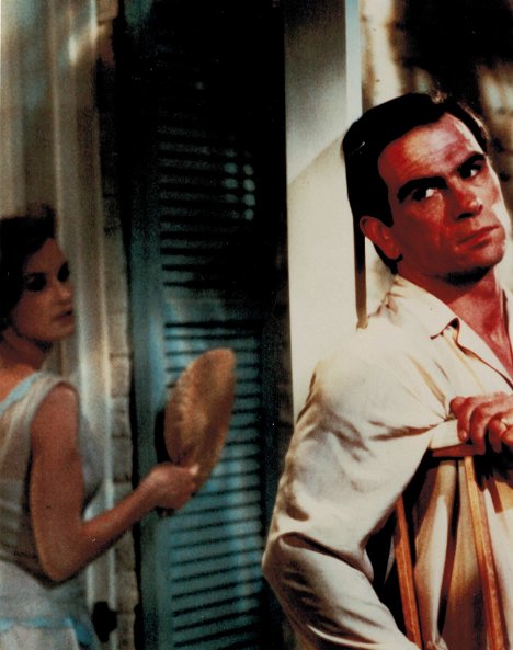 Tommy Lee Jones - Cat on a Hot Tin Roof - Photos