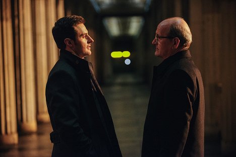 Richard Armitage, Richard Jenkins - Berlin Station - Riverrun Dry - Photos