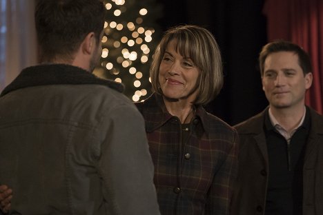 Wendie Malick, Jim Thorburn - Finding Father Christmas - Photos