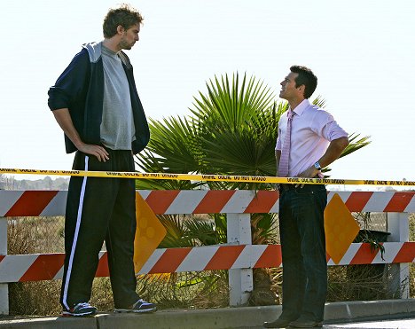 Eddie Cibrian - CSI: Miami - Point of Impact - Photos