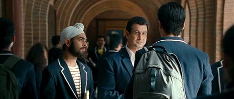 Manjot Singh, Ronit Roy - Student of the Year - Z filmu
