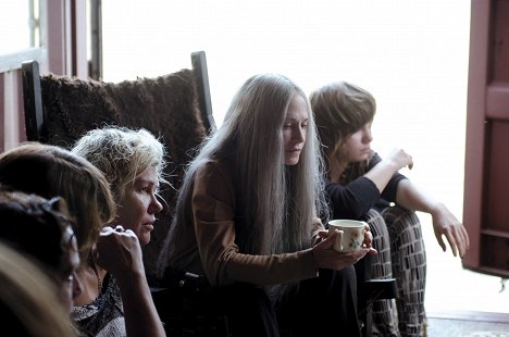 Robyn Malcolm, Holly Hunter - Top of the Lake - Die Suche - Filmfotos