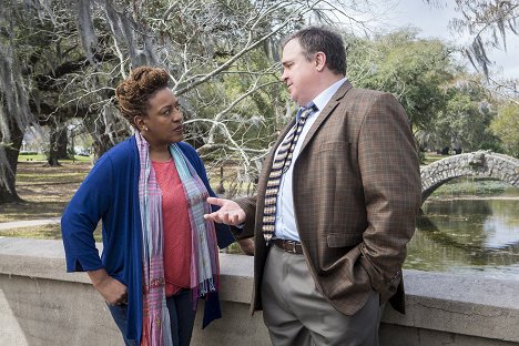 CCH Pounder, Gary Basaraba - NCIS: New Orleans - Second Line - Photos