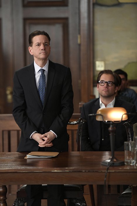Frank Whaley, Michael Weatherly - Bull - Free Fall - Photos
