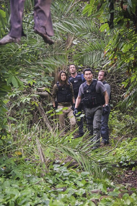 Grace Park, Alex O'Loughlin, Daniel Dae Kim, Scott Caan - Hawaii 5.0 - Wyschnięte źródło - Z filmu