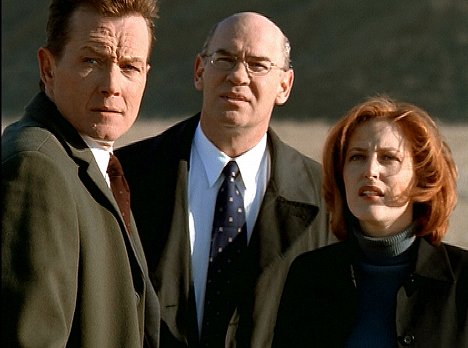 Robert Patrick, Mitch Pileggi, Gillian Anderson - The X-Files - Salaiset kansiot - This Is Not Happening - Kuvat elokuvasta