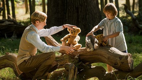 Domhnall Gleeson, Will Tilston - Goodbye Christopher Robin - Filmfotos