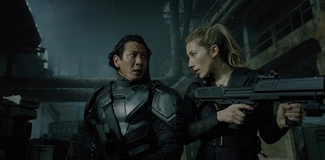 Dichen Lachman, Will Yun Lee - Altered Carbon - Photos