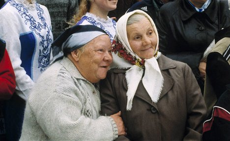 Anna Ovsyannikova, Nina Shubina - Großmütterchen - Filmfotos