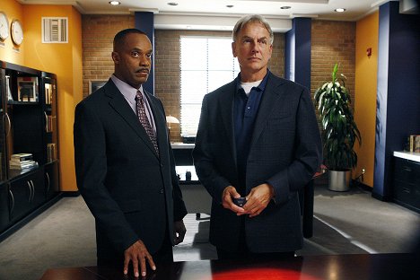 Rocky Carroll, Mark Harmon - NCIS - Námorný vyšetrovací úrad - Zločinci a príbuzní - Z filmu