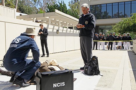Mark Harmon - NCIS: Naval Criminal Investigative Service - Broken Arrow - Photos