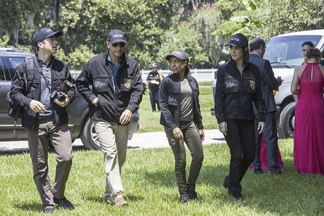 Lucas Black, Scott Bakula, Shalita Grant, Zoe McLellan - Agenci NCIS: Nowy Orlean - Wyjdź za mnie - Z filmu