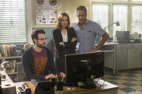 Rob Kerkovich, Kate Beahan, Scott Bakula - Agenci NCIS: Nowy Orlean - Sprawy zagraniczne - Z filmu