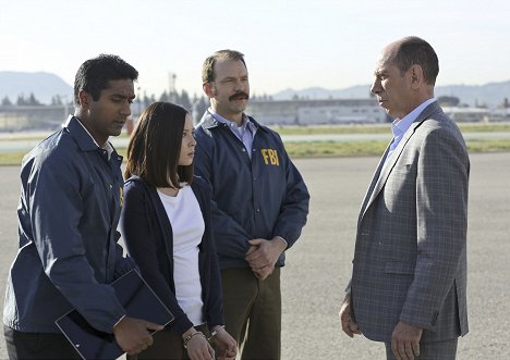 Frank Maharajh, Melise, Miguel Ferrer - Agenci NCIS: Los Angeles - Granger - Z filmu