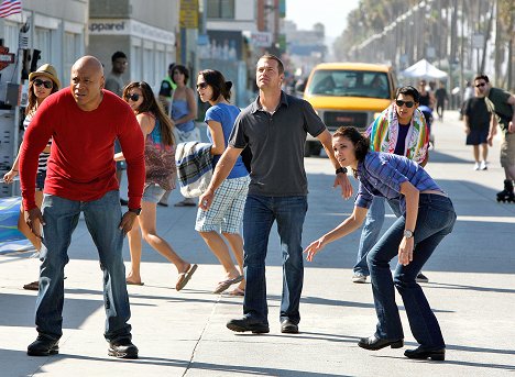 LL Cool J, Chris O'Donnell, Daniela Ruah - NCIS: Los Angeles - Human Traffic - Photos