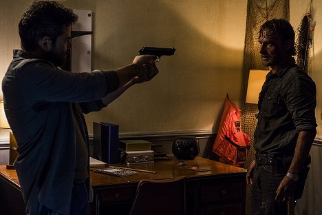 Juan Gabriel Pareja, Andrew Lincoln - The Walking Dead - Monstros - Do filme
