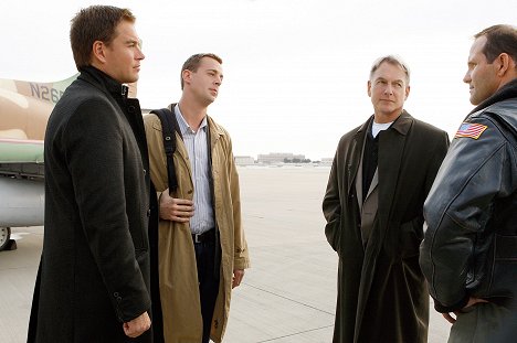 Michael Weatherly, Sean Murray, Mark Harmon, Chris Bruno - Námořní vyšetřovací služba - Zážeh - Z filmu