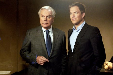Robert Wagner, Michael Weatherly - NCIS: Naval Criminal Investigative Service - Flesh and Blood - Photos