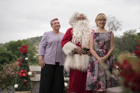 Mindy Cohn, Sarah Stouffer - A Cinderella Christmas - Filmfotos