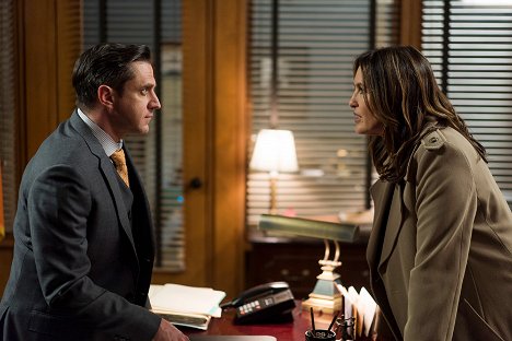 Raúl Esparza, Mariska Hargitay - Law & Order: Special Victims Unit - Letzte Bastion - Filmfotos