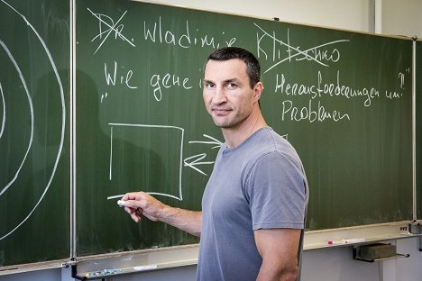 Wladimir Klitschko - Der Vertretungslehrer mit Wladimir Klitschko - Werbefoto