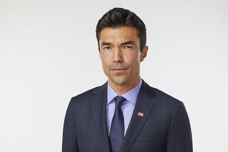 Ian Anthony Dale - Salvation - Werbefoto