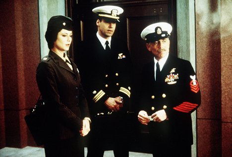 Catherine Bell, David James Elliott, Bruce Weitz - JAG - The Guardian - Kuvat elokuvasta