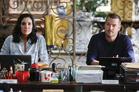 Daniela Ruah, Chris O'Donnell - NCIS: Los Angeles - Kolcheck, A. - Photos