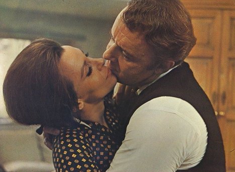 Claire Bloom, Rod Steiger - Three Into Two Won't Go - Photos