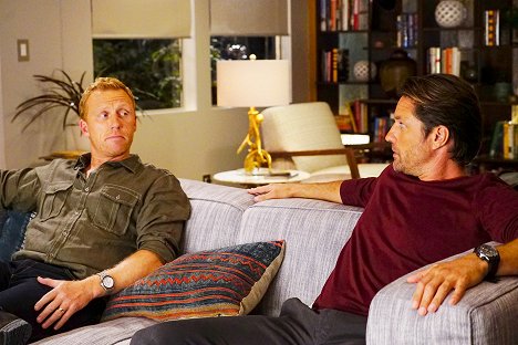 Kevin McKidd, Martin Henderson - Grey's Anatomy - Catastrophe and the Cure - Film