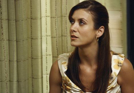 Kate Walsh - Private Practice - In Which Addison Has a Very Casual Get Together - Photos