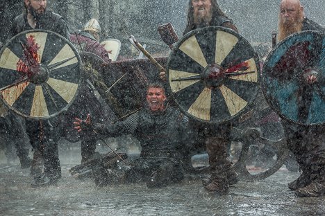 Alex Høgh Andersen - Vikings - Homeland - Van film