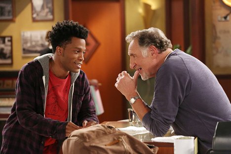 Jermaine Fowler, Judd Hirsch - Superior Donuts - Pilot - Photos