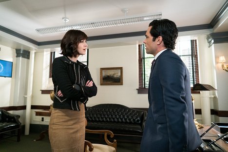 Mary Elizabeth Winstead, Danny Pino - BrainDead - De la película