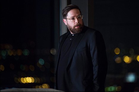 Zak Orth - Falling Water - Castles Made of Sand - Filmfotos