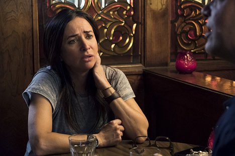 Pamela Adlon - Better Things - Sick - Kuvat elokuvasta