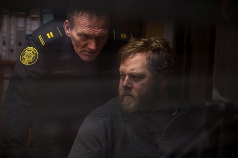 Ingvar Sigurðsson, Ólafur Darri Ólafsson - Trapped - Episode 7 - Photos