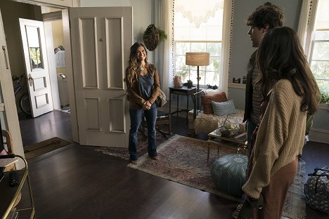 Nia Peeples, David Lambert - The Fosters - Invisible - Photos