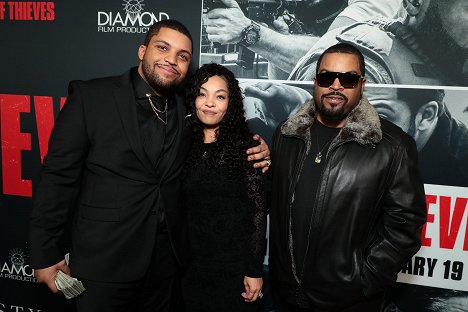 Los Angeles Premiere of DEN OF THIEVES at Regal Cinemas LA LIVE on Wednesday, January 17, 2018 - O'Shea Jackson Jr., Ice Cube - Criminal Squad - Événements