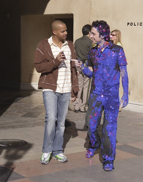 Donald Faison, Zach Braff - Scrubs - My Mirror Image - Photos