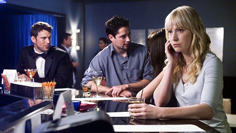 Beth Riesgraf - Leverage - The Girls' Night Out Job - Photos