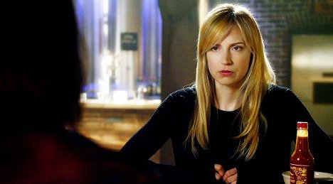 Beth Riesgraf - Leverage - The French Connection Job - Z filmu
