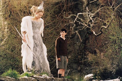 Tilda Swinton, Skandar Keynes - Narnia: Lev, šatník a čarodejnica - Z filmu