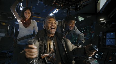 Rosa Salazar, Giancarlo Esposito, Dexter Darden