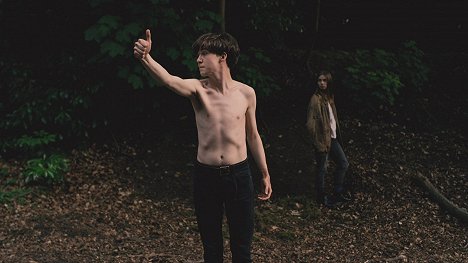Alex Lawther, Jessica Barden - The End of the F***ing World - Episode 2 - Van film