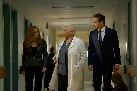 Gillian Anderson, Denise Dowse, David Duchovny - The X-Files - Plus One - Photos