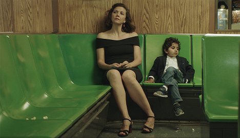 Maggie Gyllenhaal, Parker Sevak - The Kindergarten Teacher - Van film