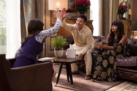 Manny Jacinto, Jameela Jamil - The Good Place - O dilema do bonde - Do filme