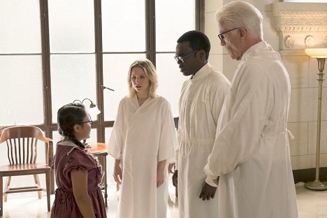 Kristen Bell, William Jackson Harper, Ted Danson - The Good Place - The Trolley Problem - Photos