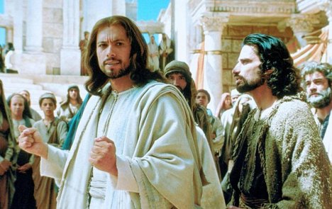 Danny Quinn, Enrico Lo Verso - Gli amici di Gesù - Giuda - Film